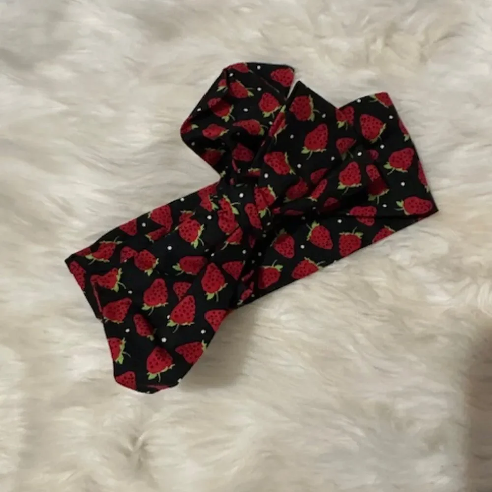 Black with Strawberries Cotton Knot Headband (Wide)  7433  Handmade NWT Boutique